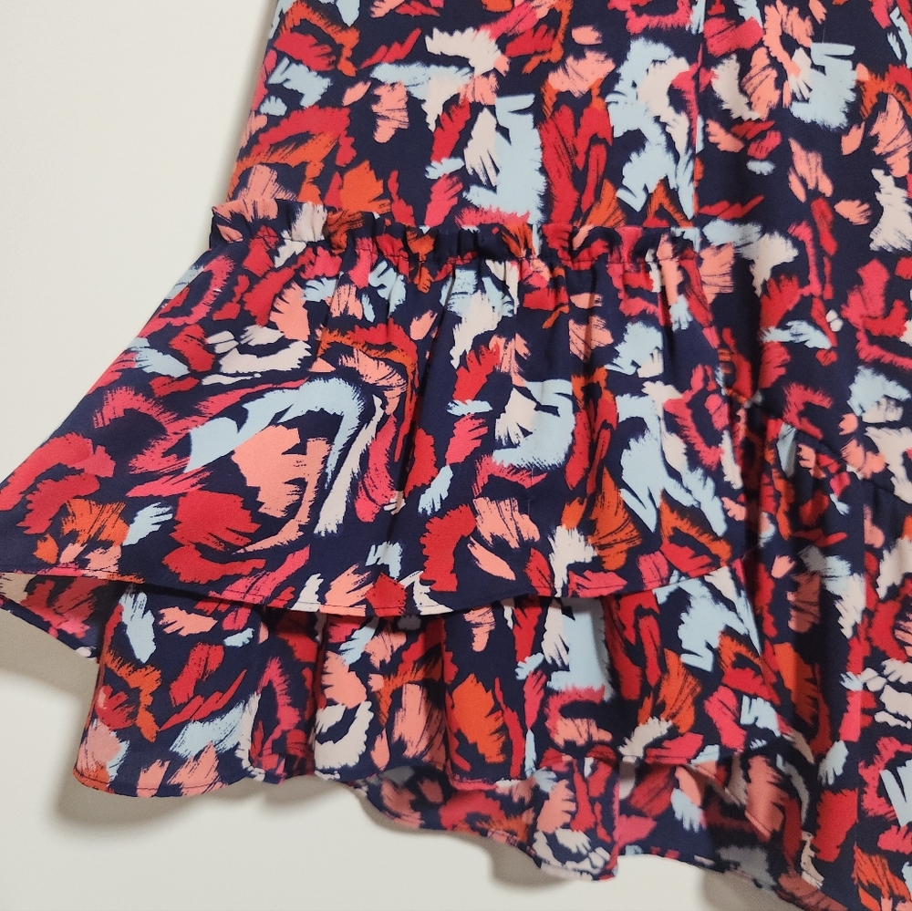Halogen Asymmetrical Graphic Print Tank Top - Picture 4 of 9